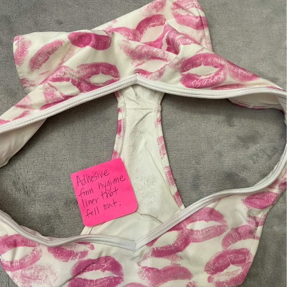 Frankies Bikinis new without